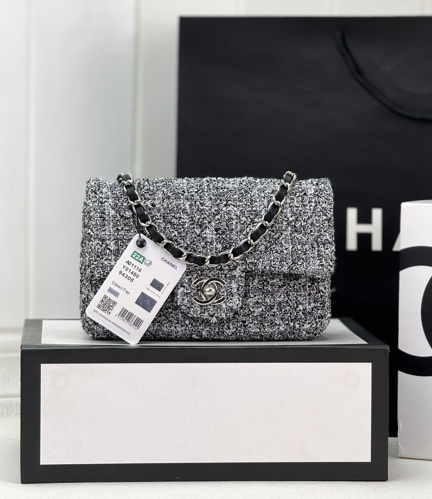 CHANEL MINI CLASSIC 11.12 HANDBAG Tweed & Silver-Tone Metal 4.7 × 7.8 × 2.3 in