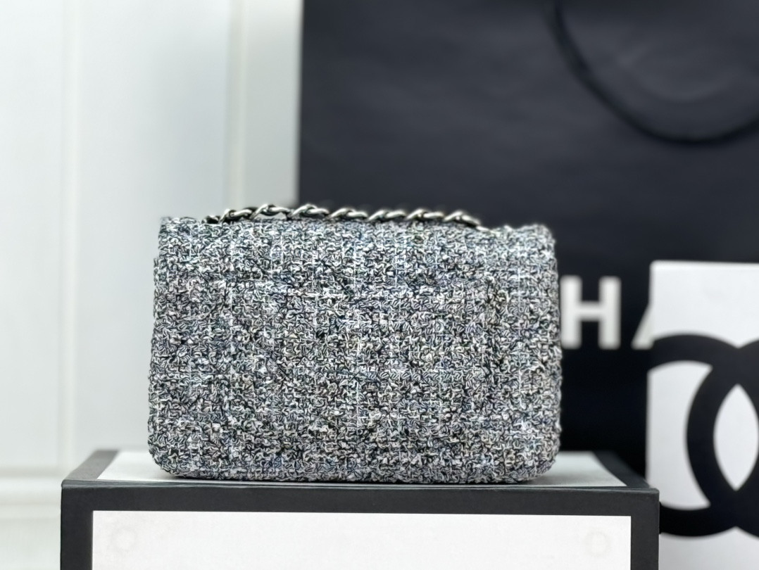 CHANEL MINI CLASSIC 11.12 HANDBAG Tweed & Silver-Tone Metal 4.7 × 7.8 × 2.3 in