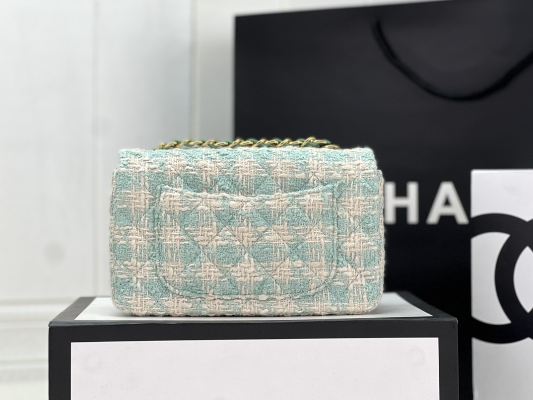 CHANEL MINI CLASSIC 11.12 HANDBAG Tweed & Gold-Tone Metal 4.7 × 7.8 × 2.3 in