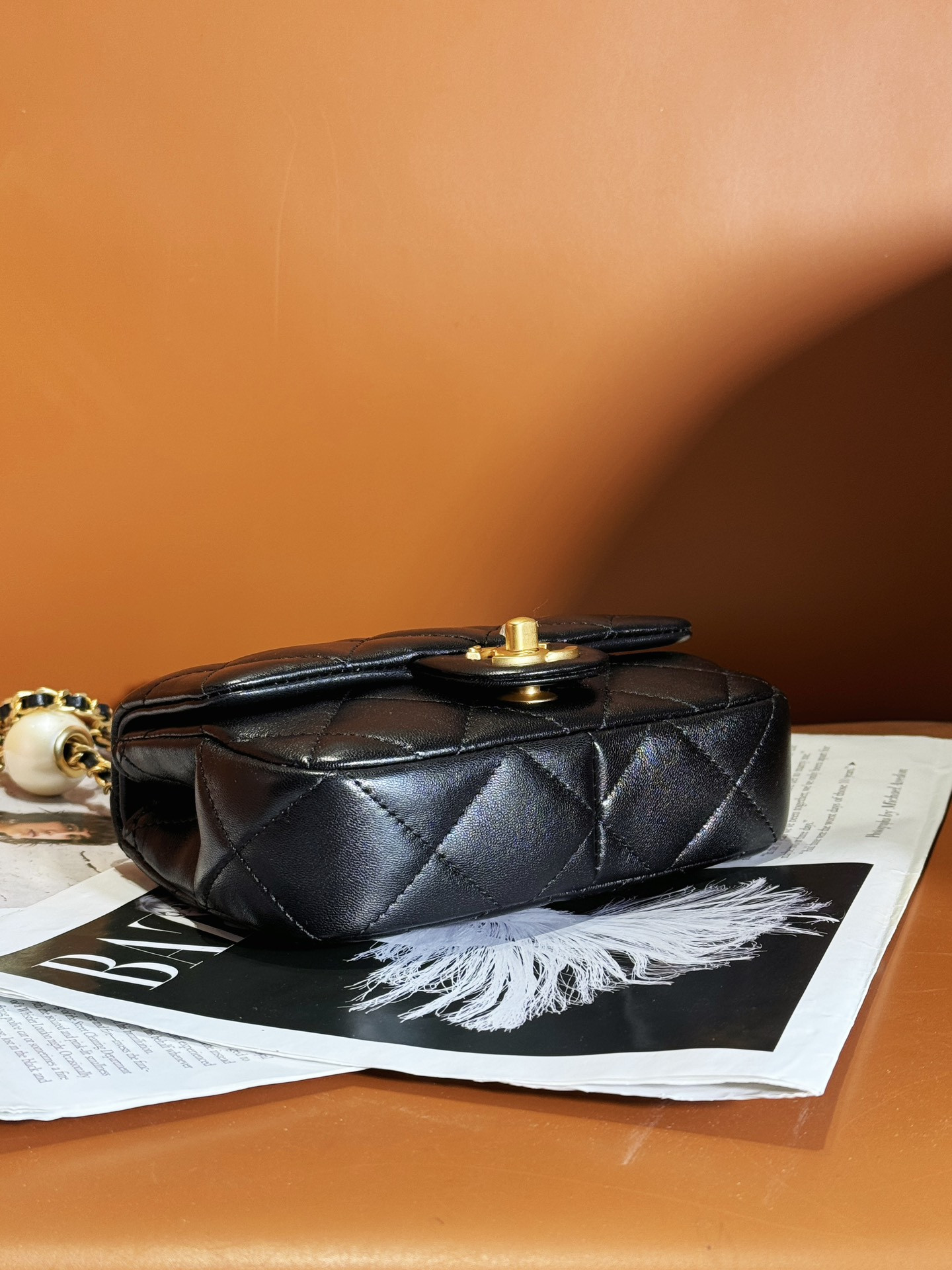 CHANEL MINI CLASSIC HANDBAG Pearl Chain 11.5x17x5cm