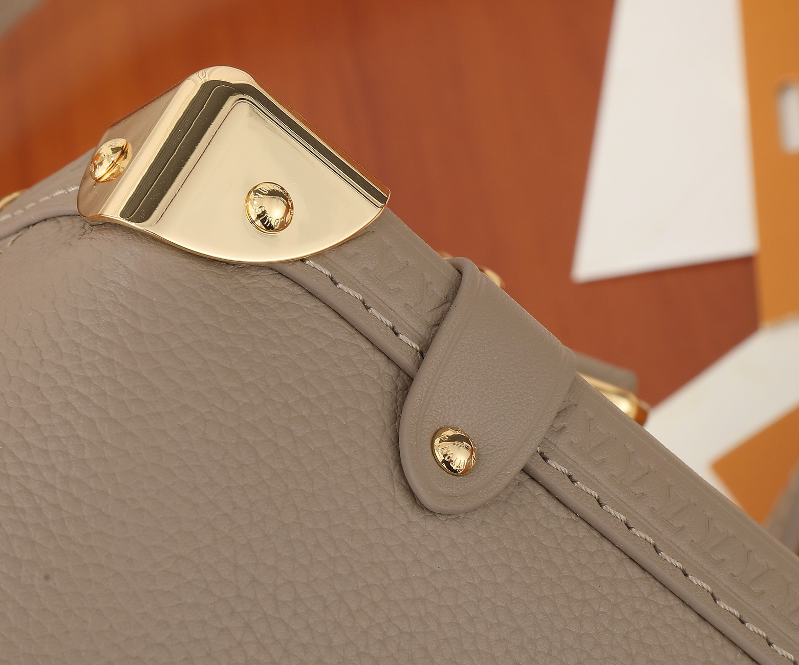 LV Side Trunk MM M25172 8.3 x 5.5 x 2.4 inches