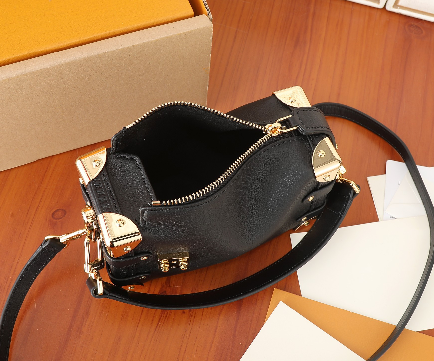 LV Side Trunk PM M23817 7.1 x 4.9 x 3.1 inches