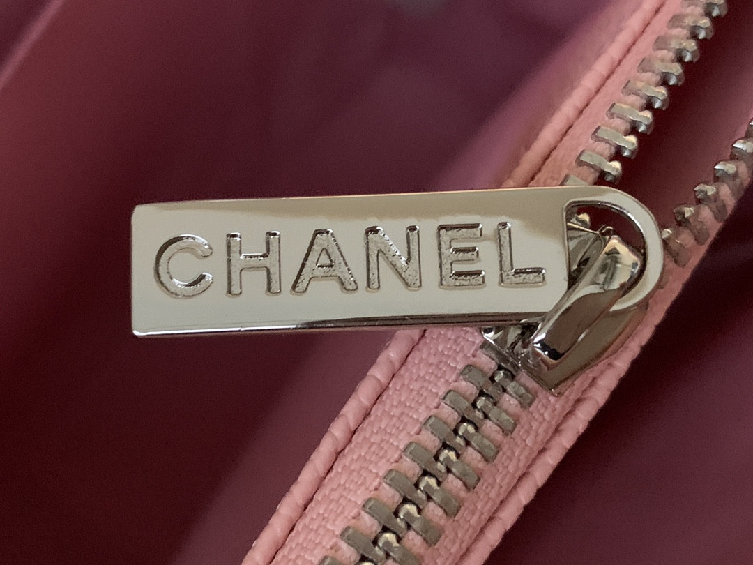 CHANEL GST CAVIAR LEATHER HARDWARE 24X33X13CM