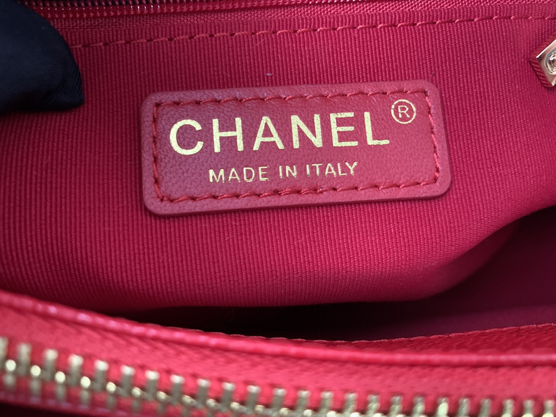 CHANEL GST CAVIAR LEATHER HARDWARE 24X33X13CM