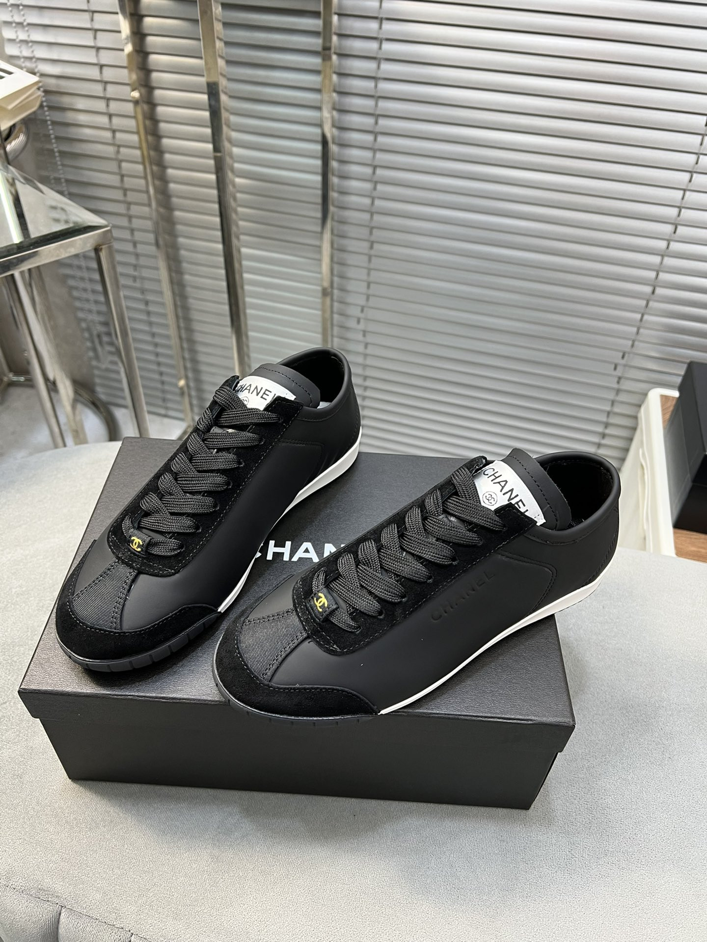 UA CHANEL SNEAKERS Calfskin & Suede Calfskin Black