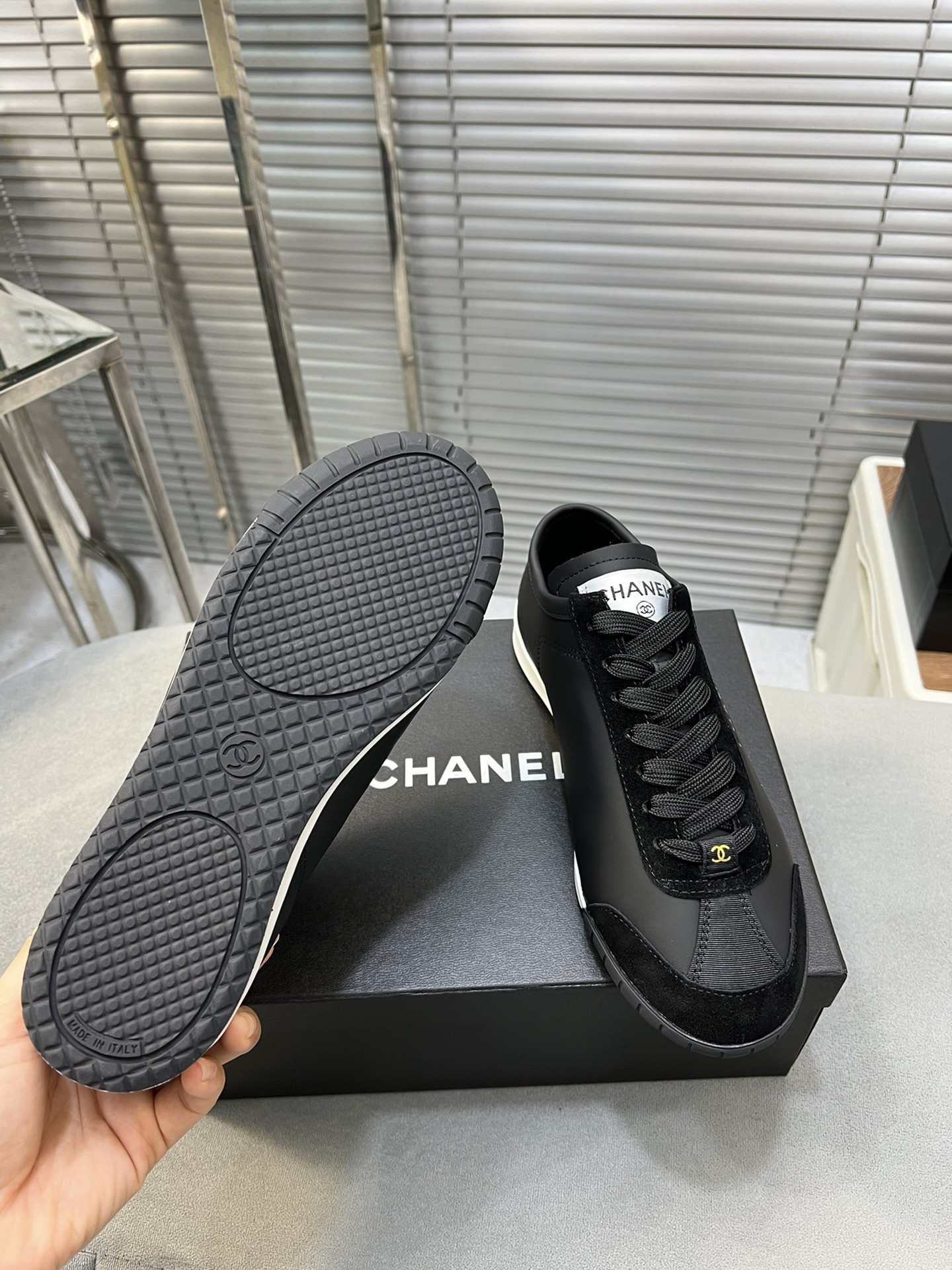 UA CHANEL SNEAKERS Calfskin & Suede Calfskin Black