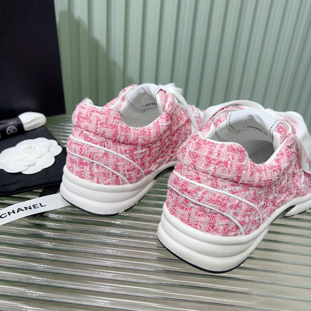 UA CHANEL SNEAKERS Tweed