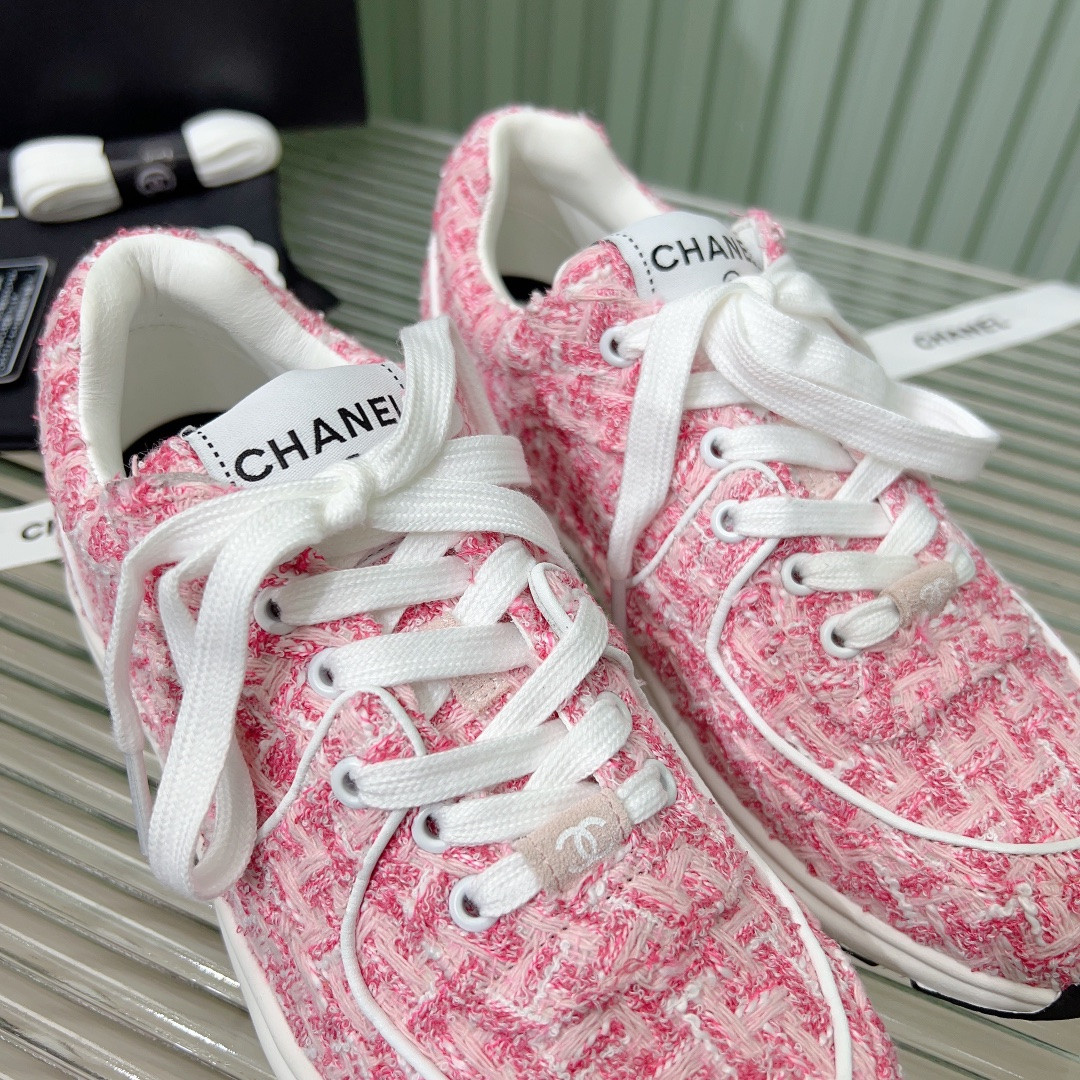 UA CHANEL SNEAKERS Tweed