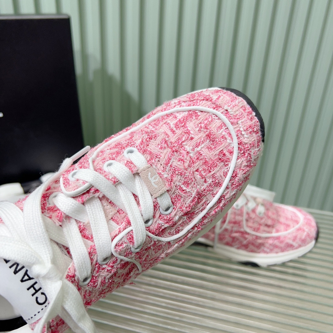 UA CHANEL SNEAKERS Tweed