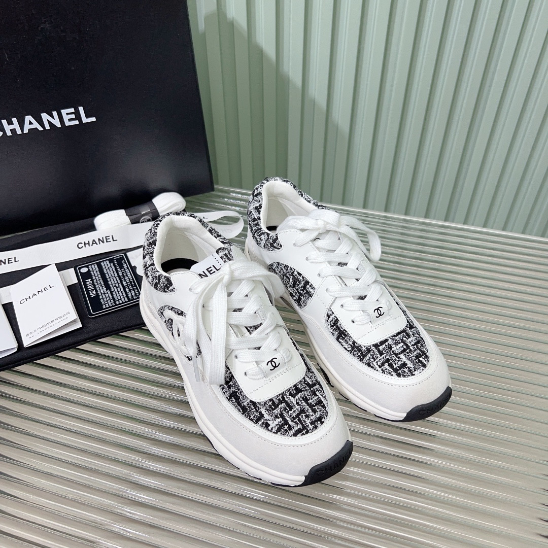 UA CHANEL SNEAKERS Tweed