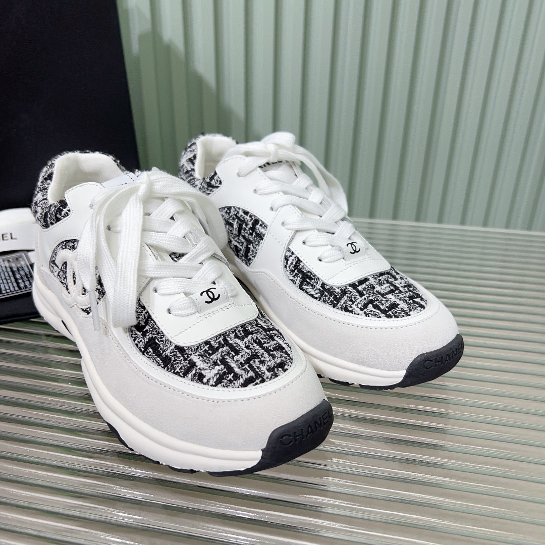 UA CHANEL SNEAKERS Tweed