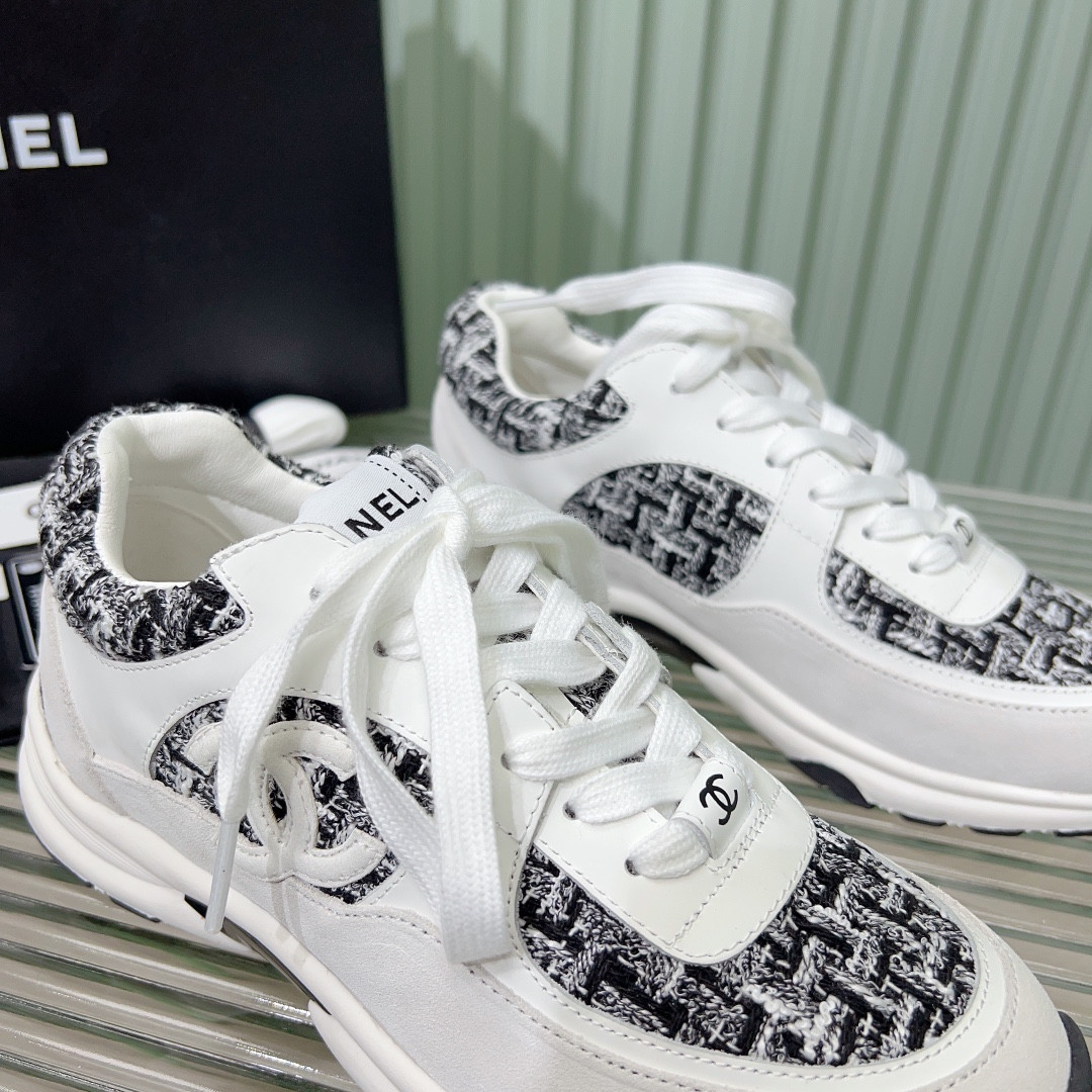 UA CHANEL SNEAKERS Tweed