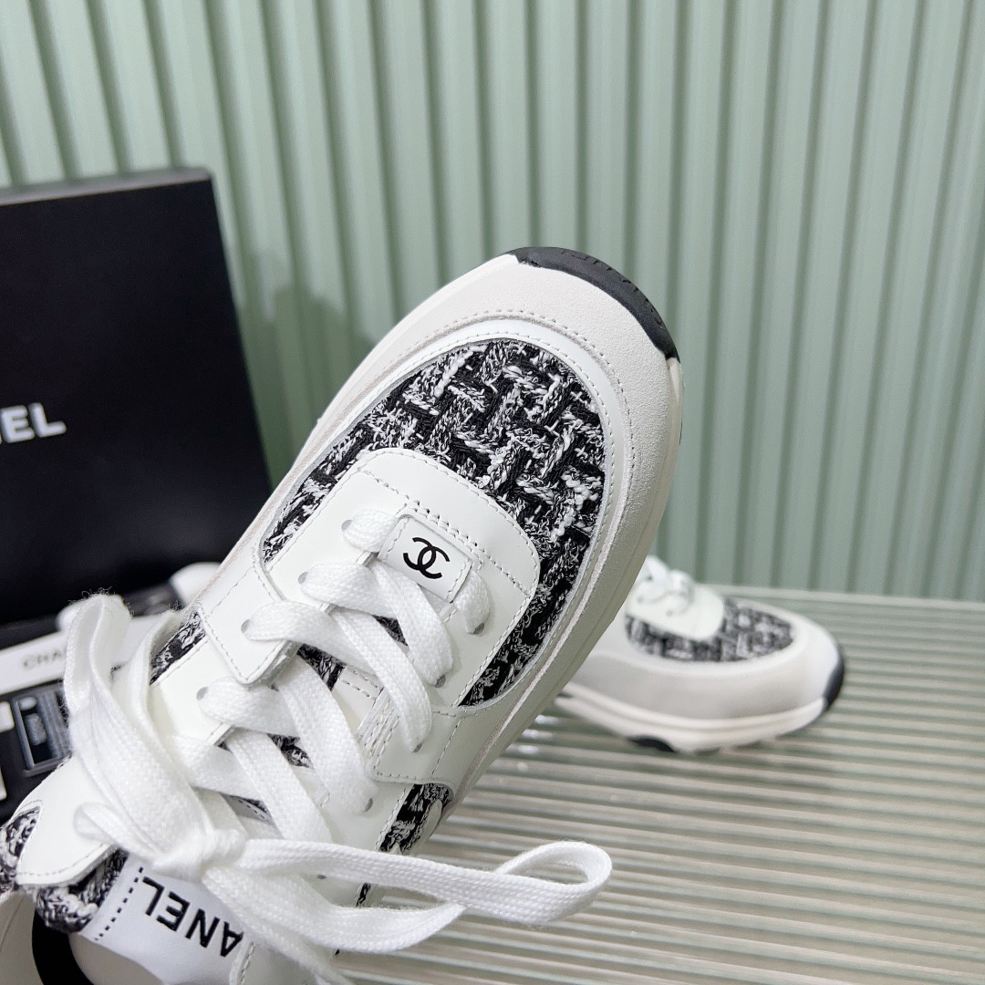 UA CHANEL SNEAKERS Tweed