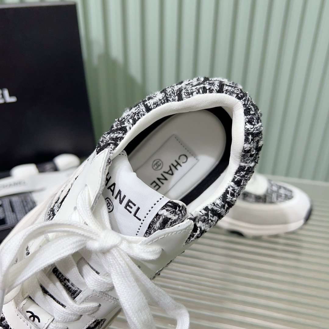 UA CHANEL SNEAKERS Tweed