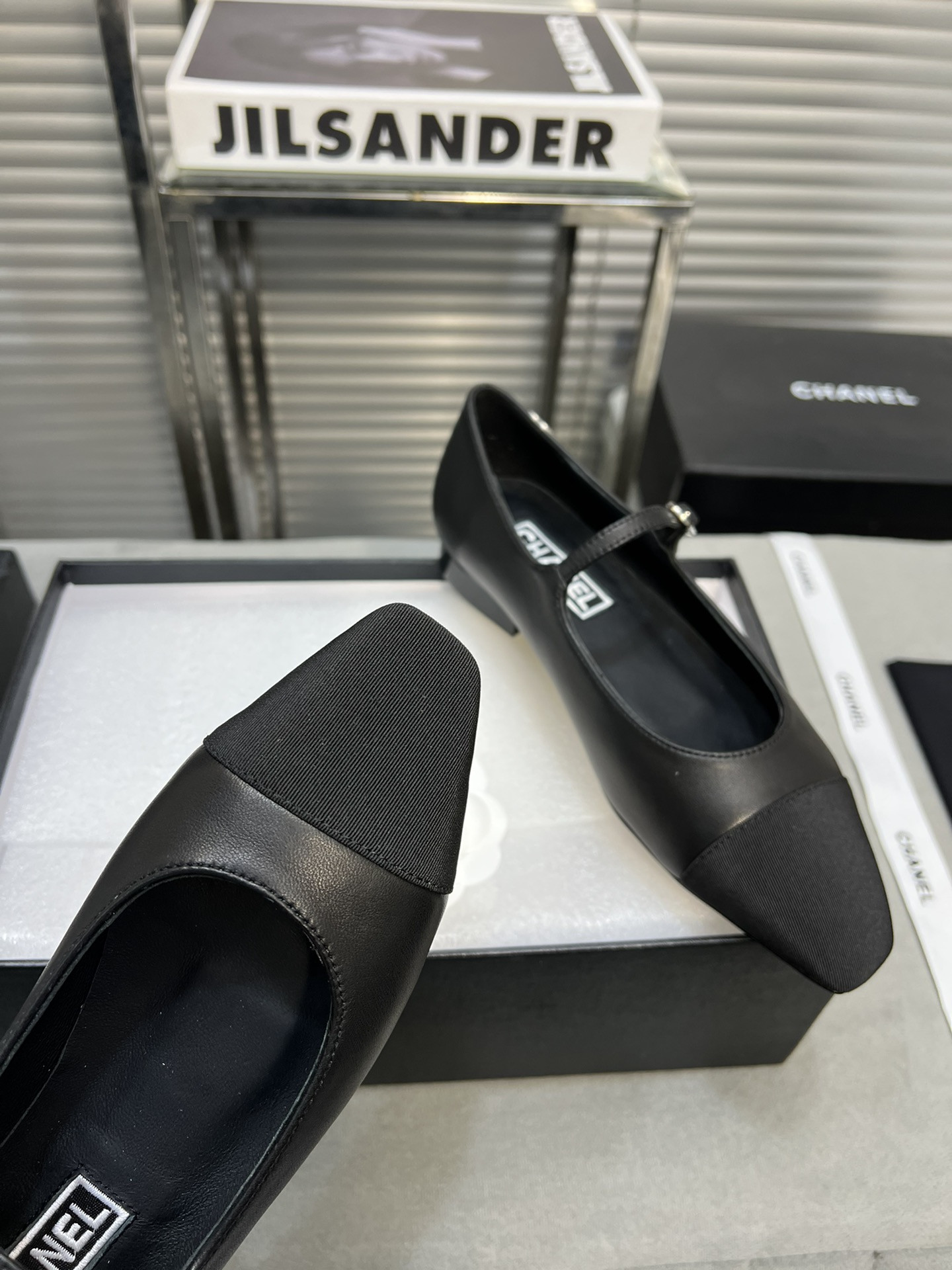 UA CHANEL MARY JANES Lambskin