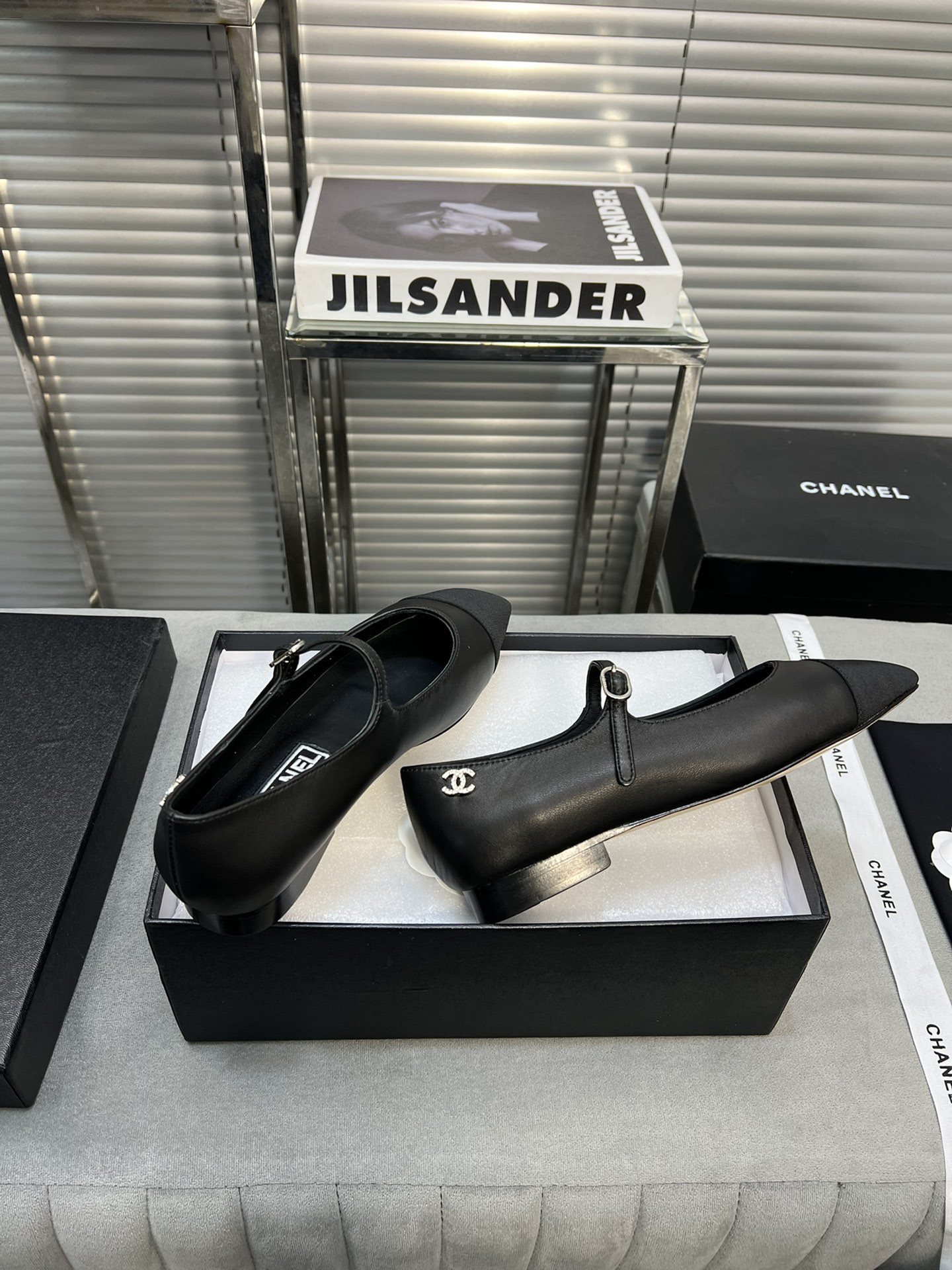 UA CHANEL MARY JANES Lambskin