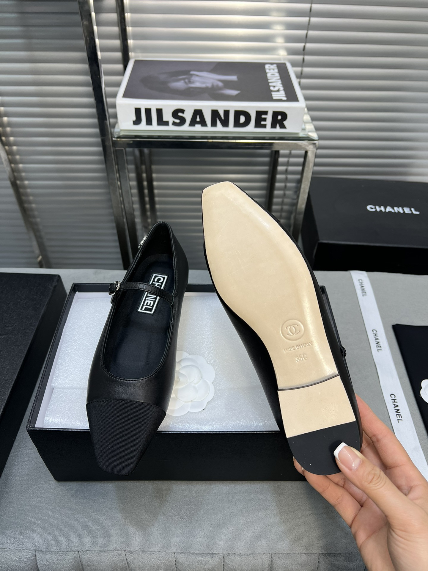 UA CHANEL MARY JANES  Lambskin