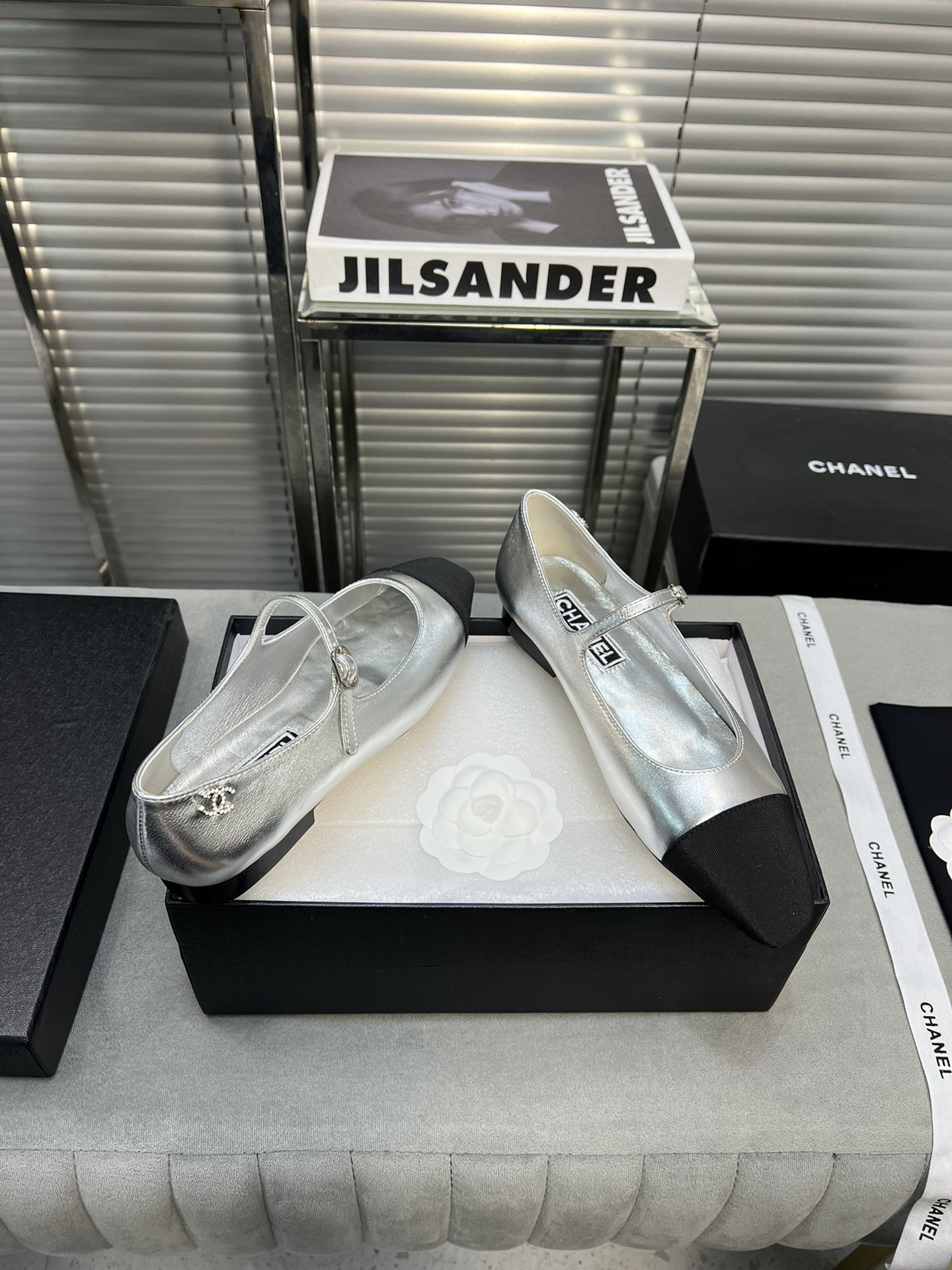 UA CHANEL MARY JANES Lambskin