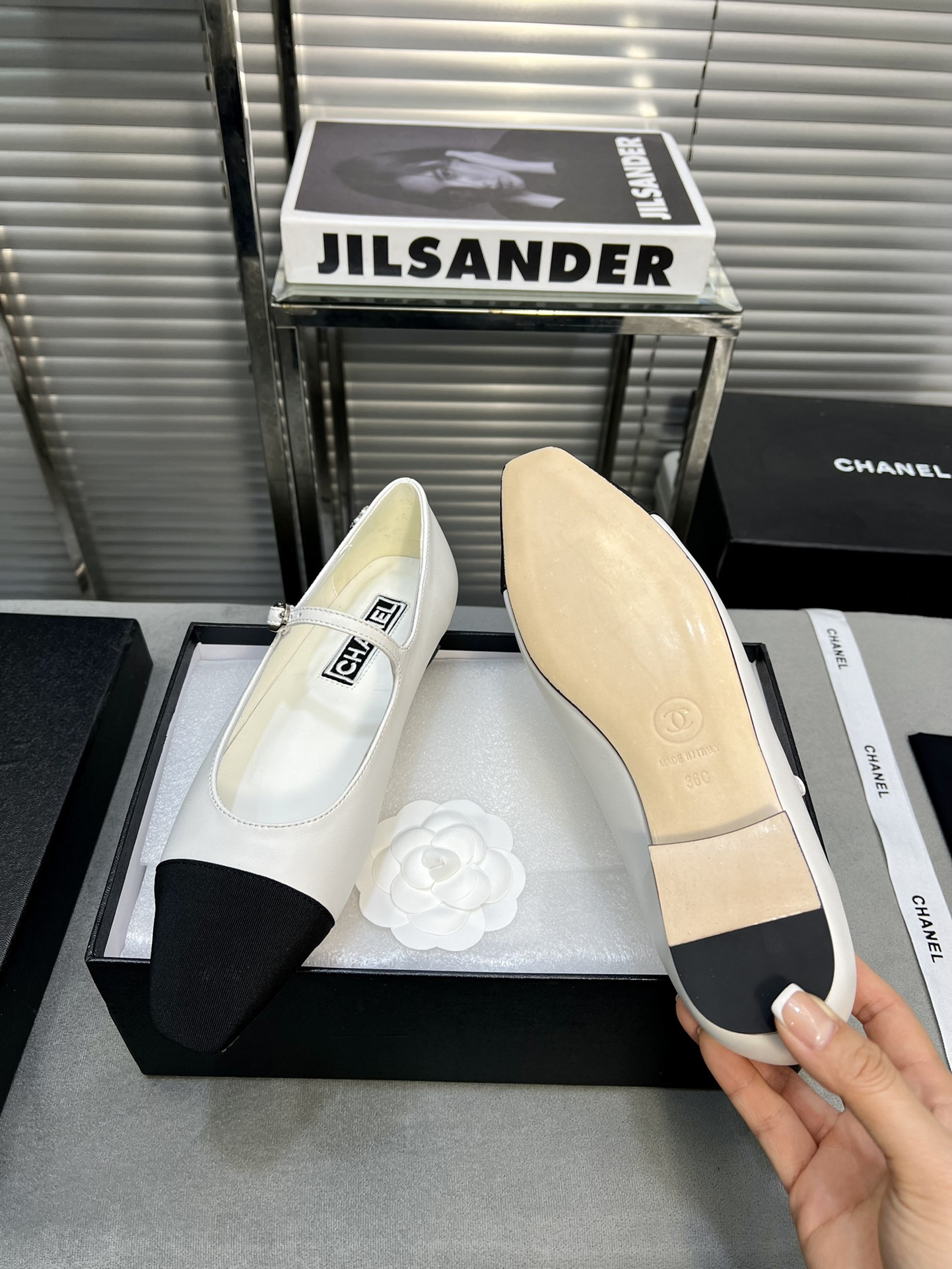 UA CHANEL MARY JANES  Lambskin