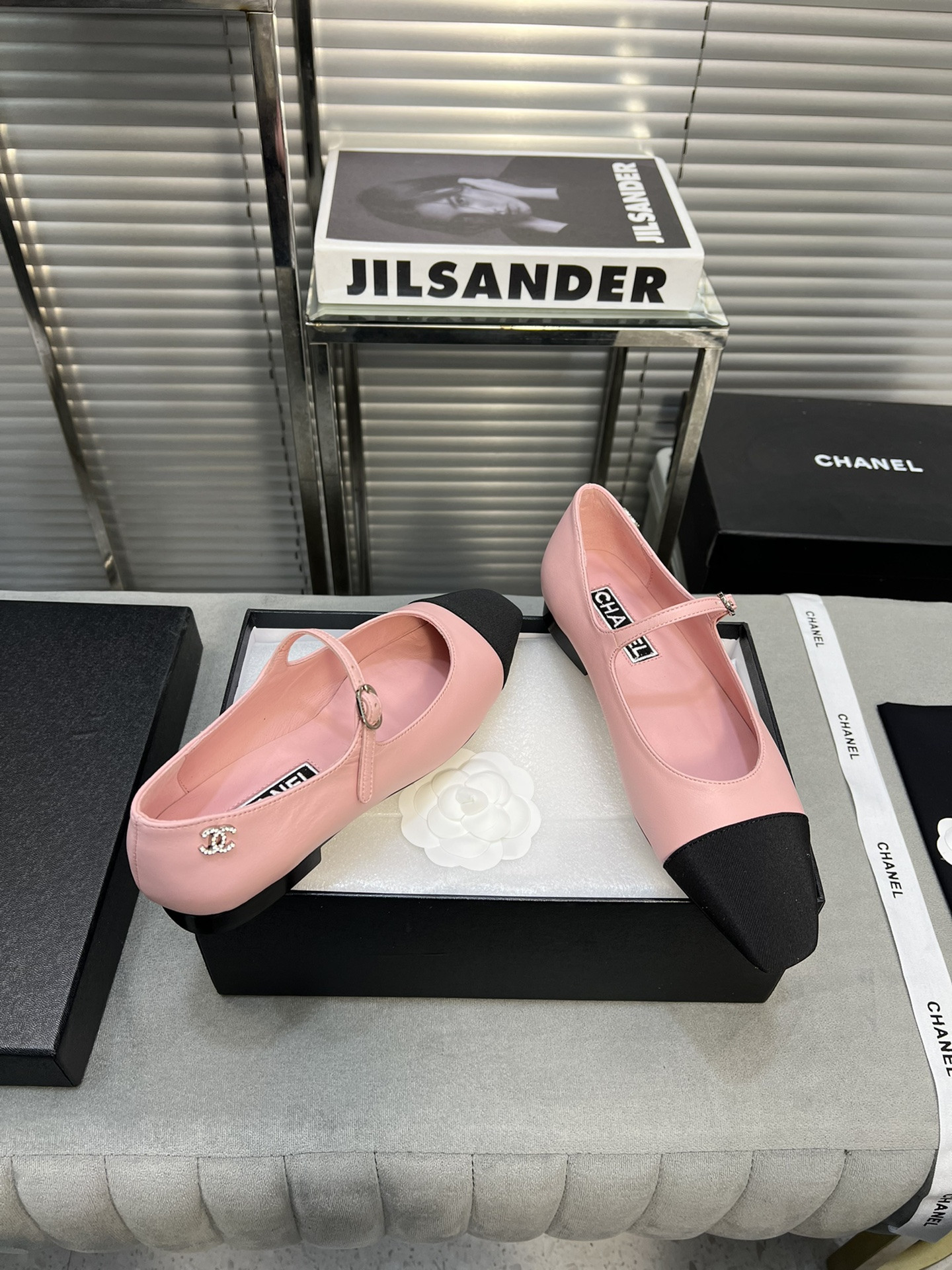 UA CHANEL MARY JANES Lambskin