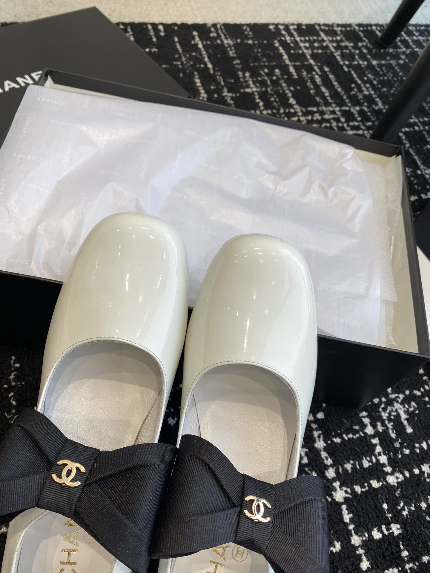 UA CHANEL MARY JANES Patent Calfskin & Grosgrain