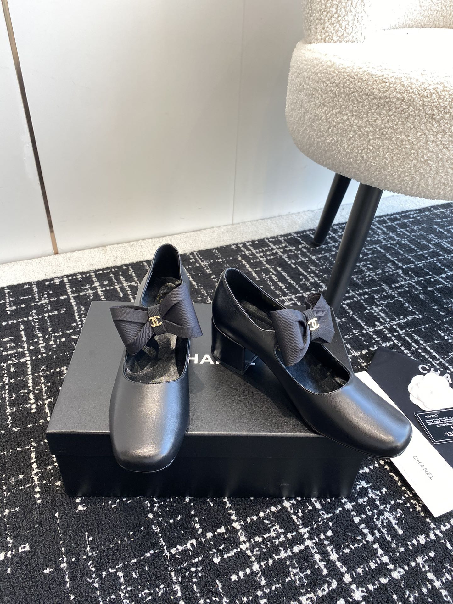 UA CHANEL MARY JANES Calfskin & Grosgrain