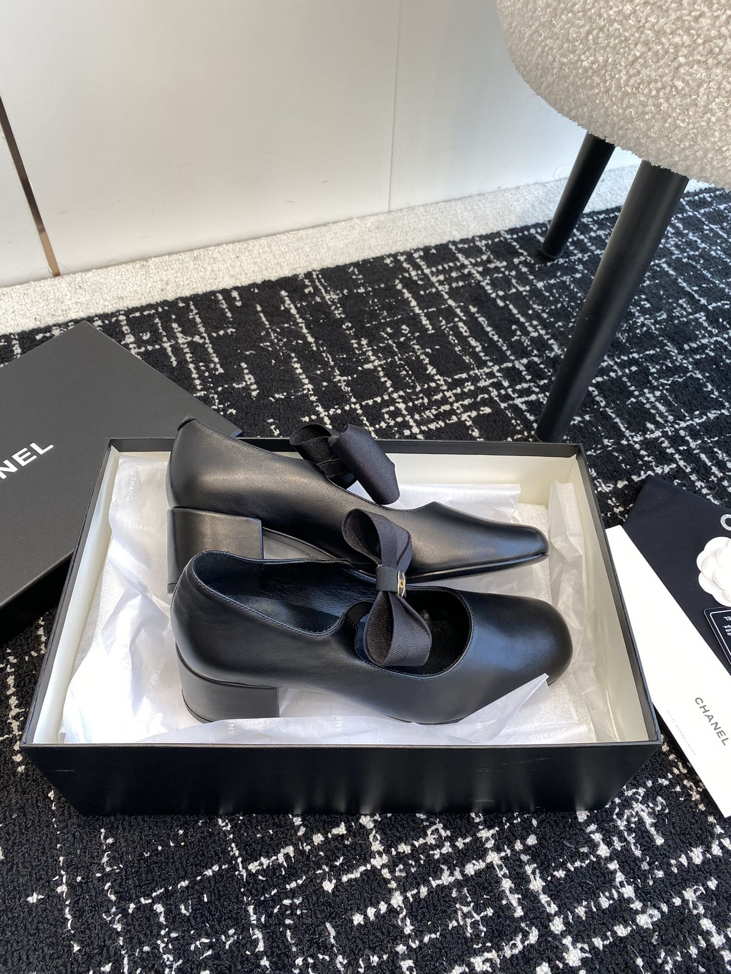 UA CHANEL MARY JANES Calfskin & Grosgrain