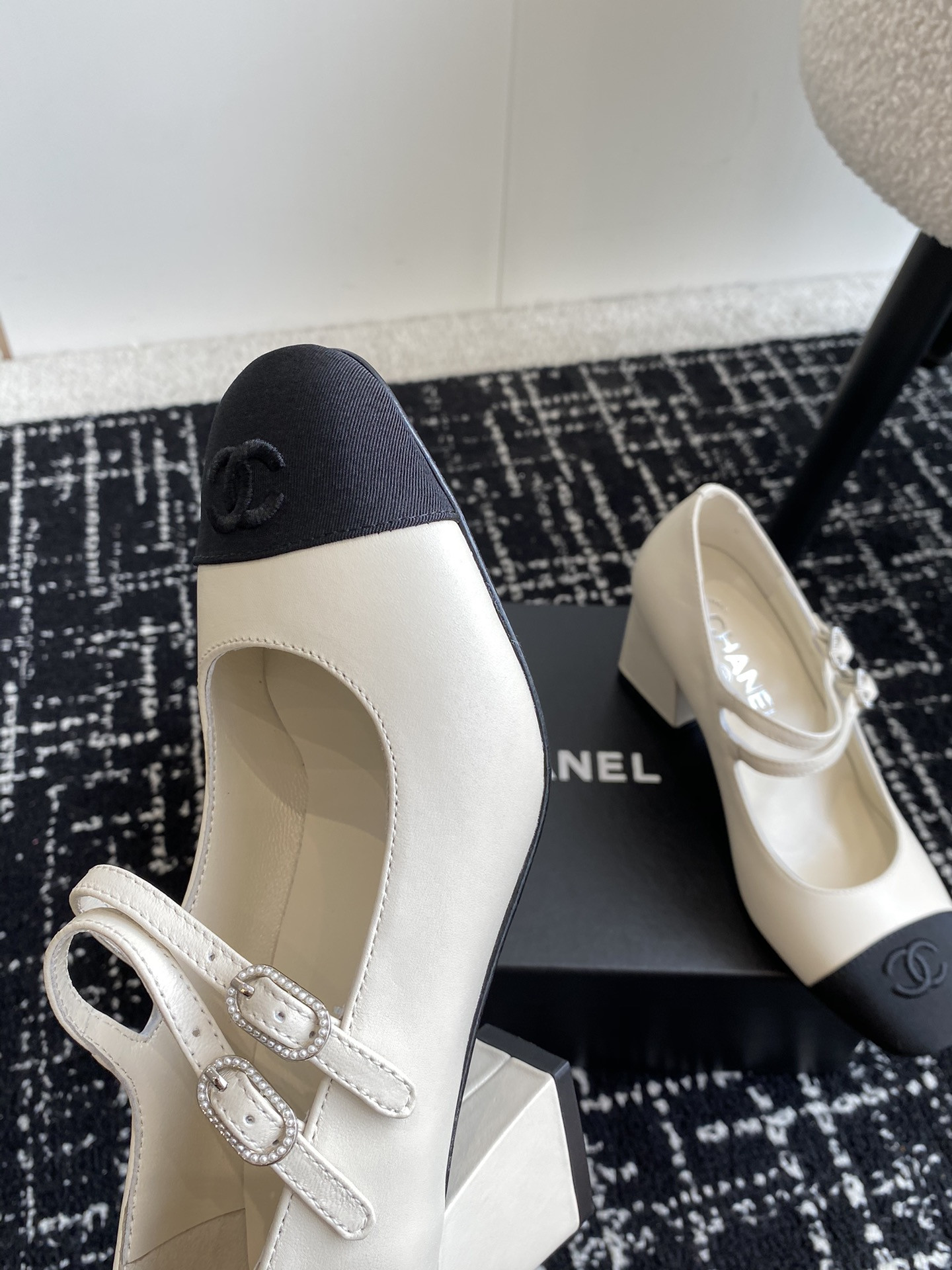 UA CHANEL MARY JANES Lambskin & Grosgrain