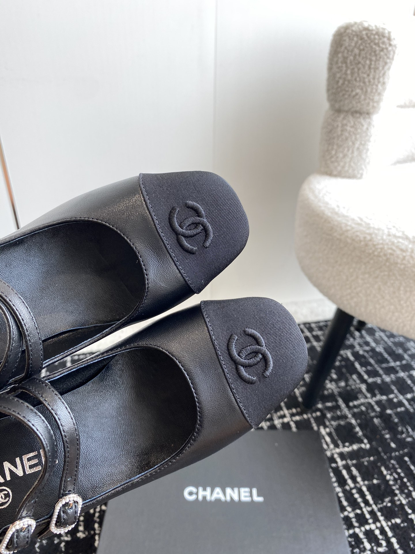 UA CHANEL MARY JANES Lambskin & Grosgrain