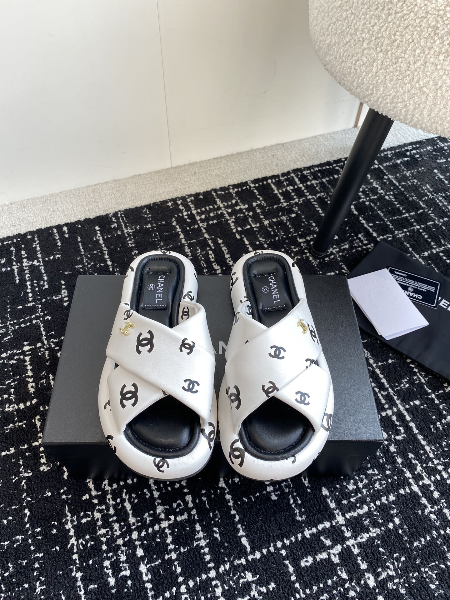 UA CHANEL SLIPPERS