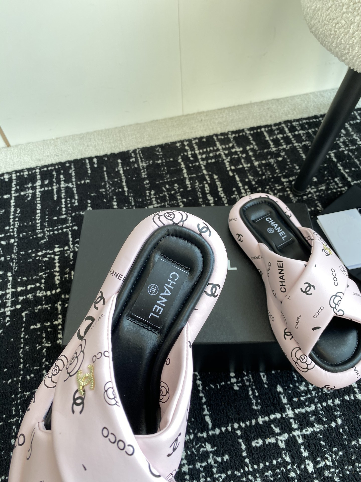 UA CHANEL SLIPPERS