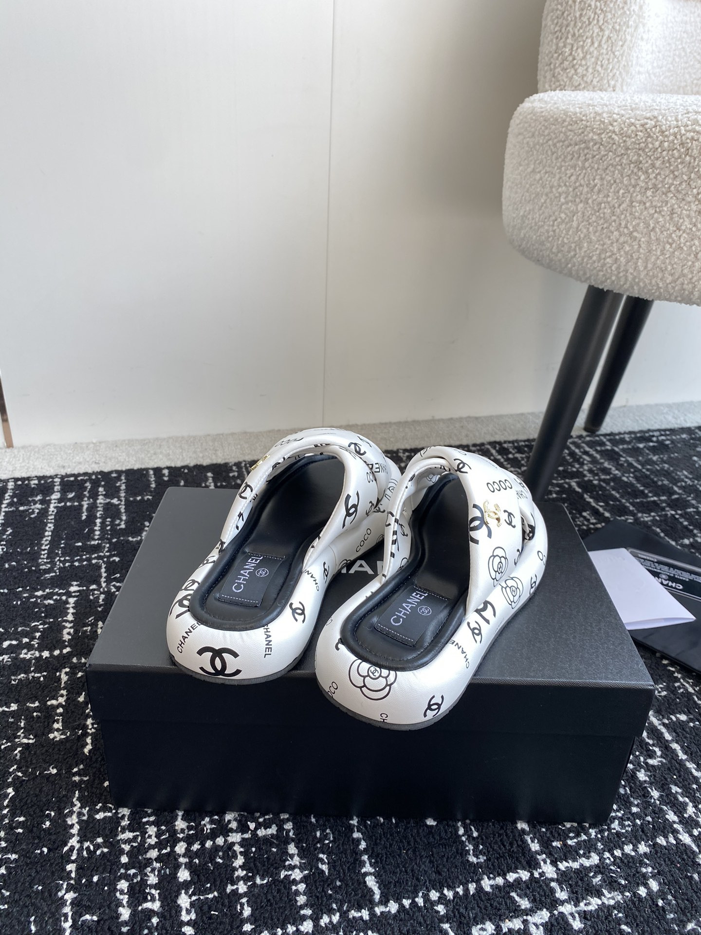 UA CHANEL SLIPPERS