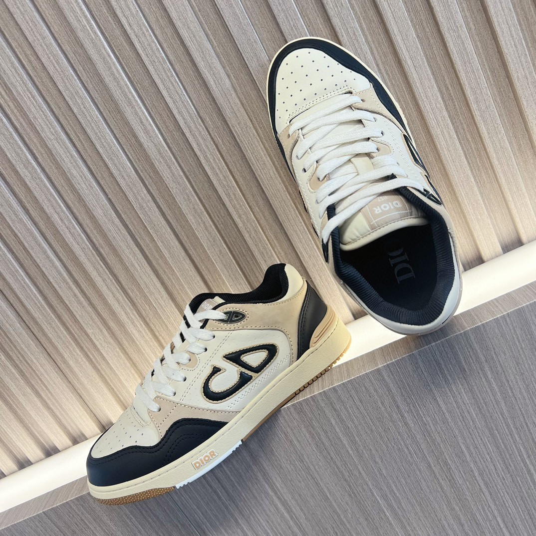 UA DIOR B57 Low-Top Sneaker