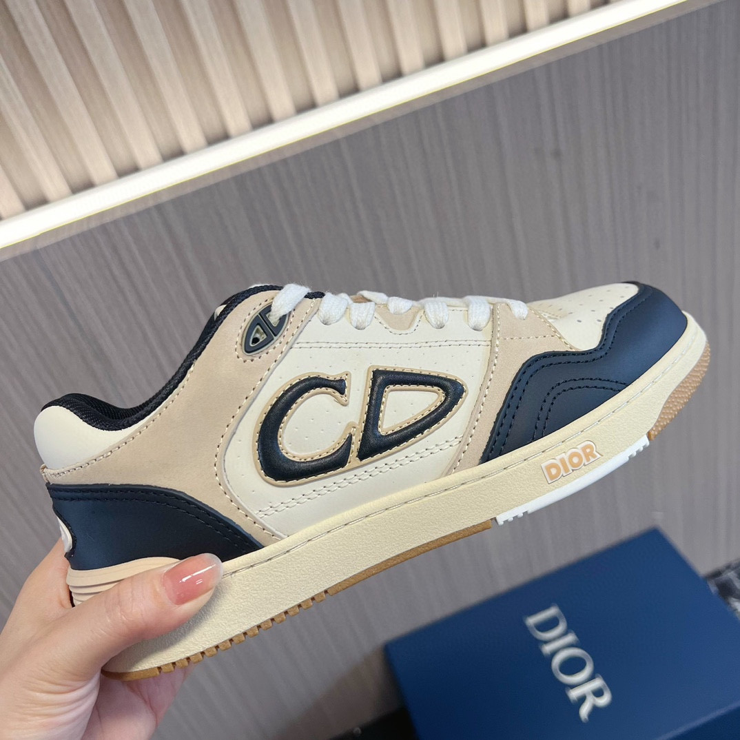 UA DIOR B57 Low-Top Sneaker