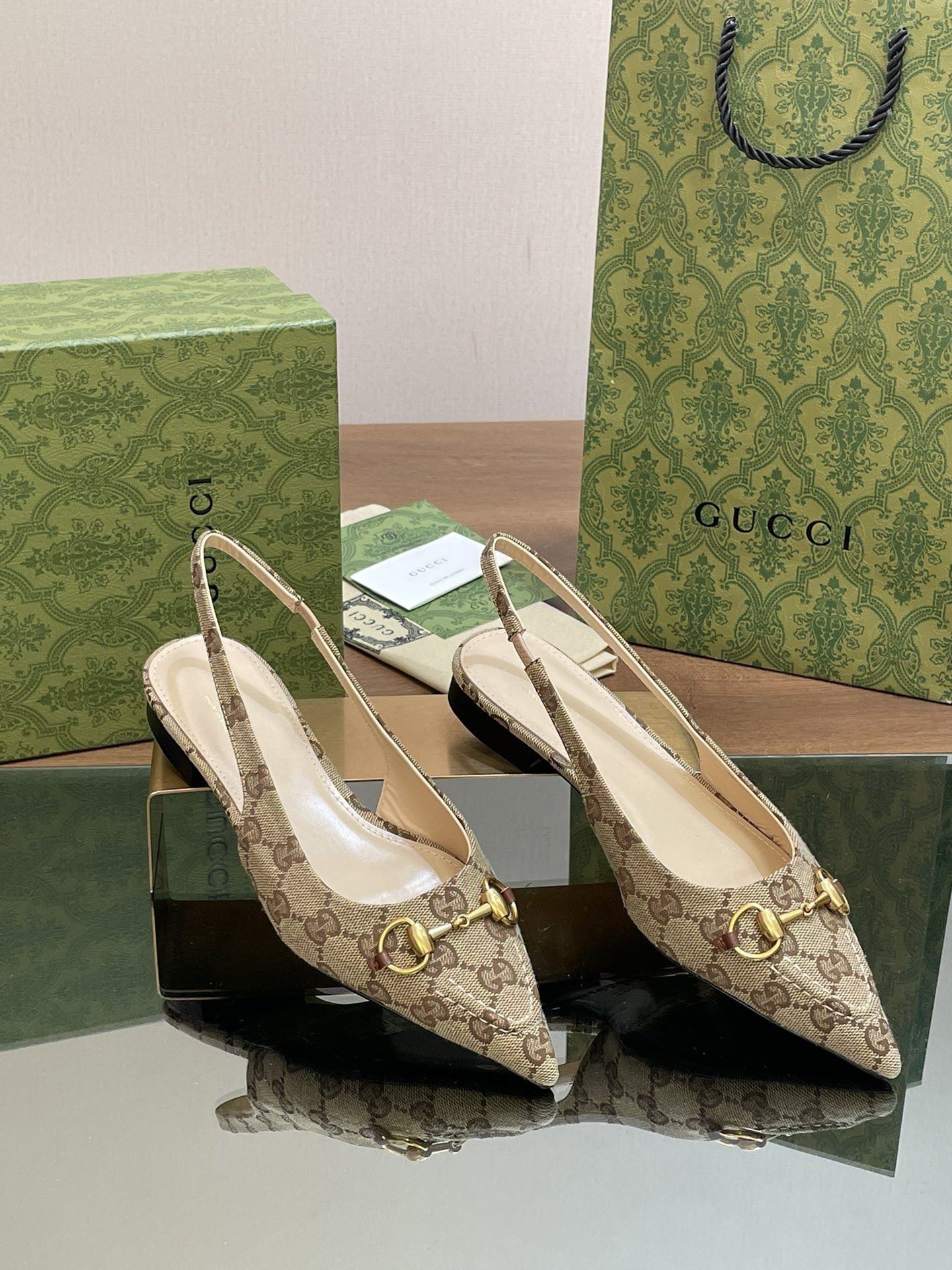 UA GUCCI WOMEN