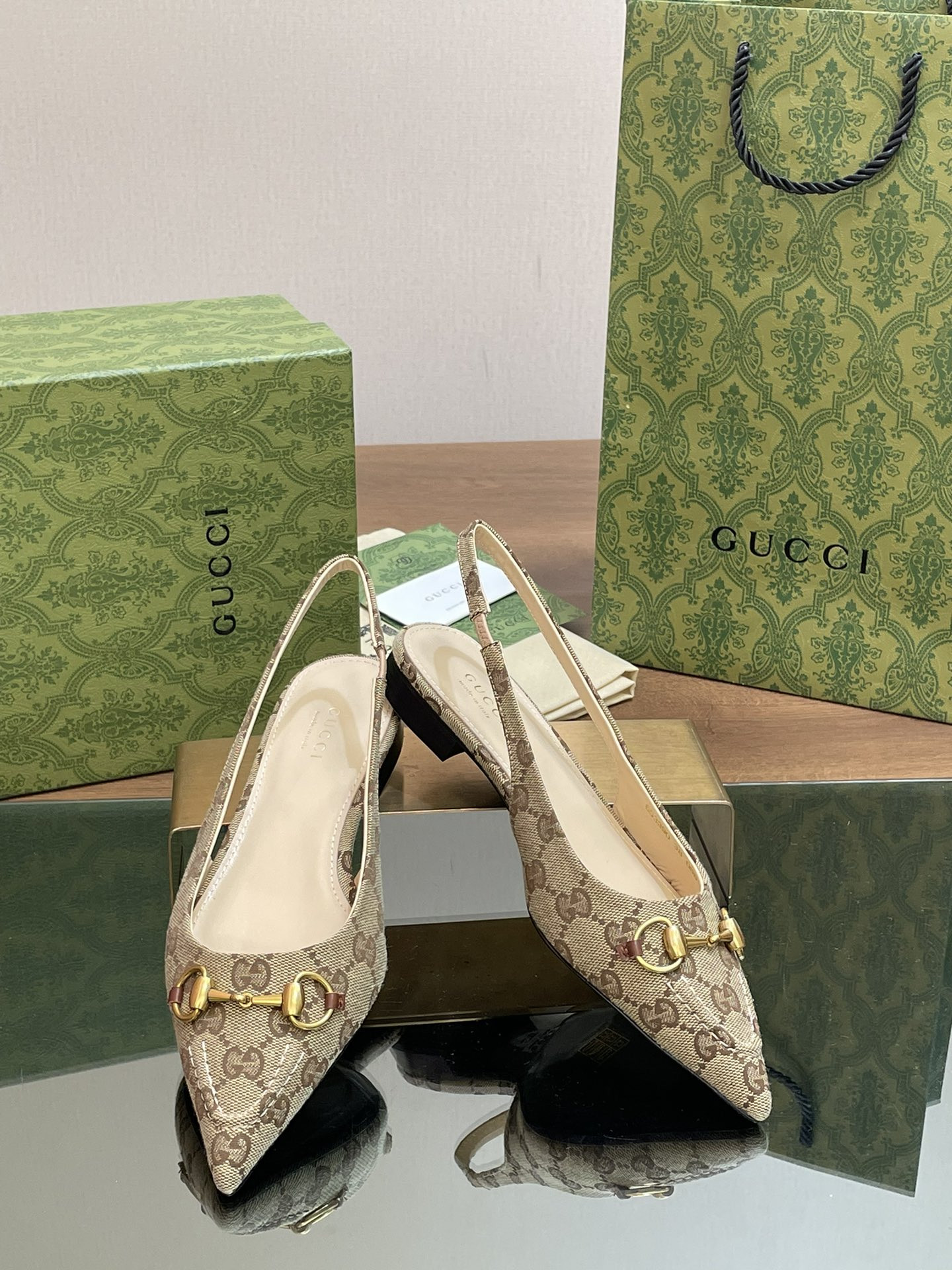 UA GUCCI WOMEN