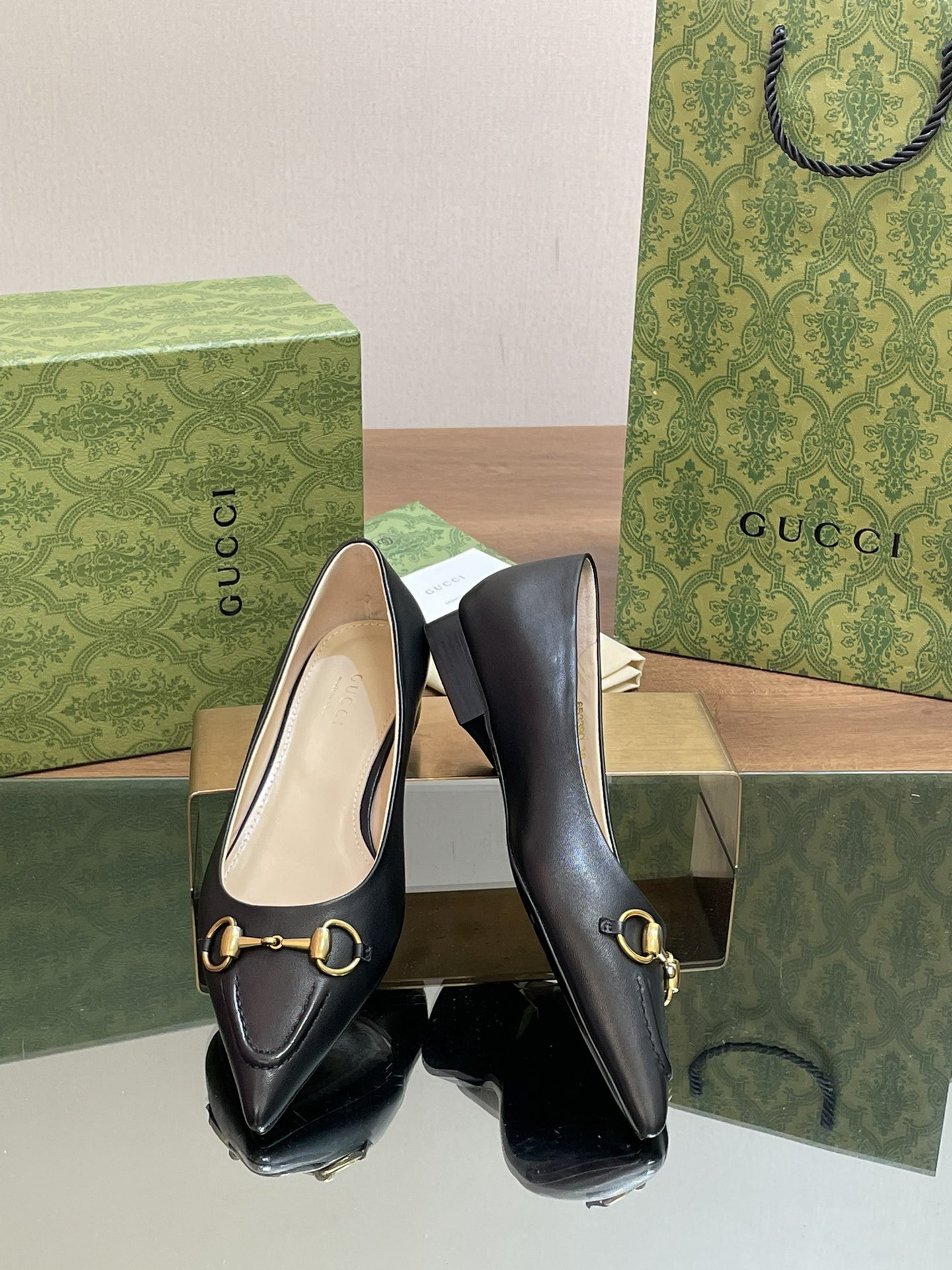 UA GUCCI WOMEN