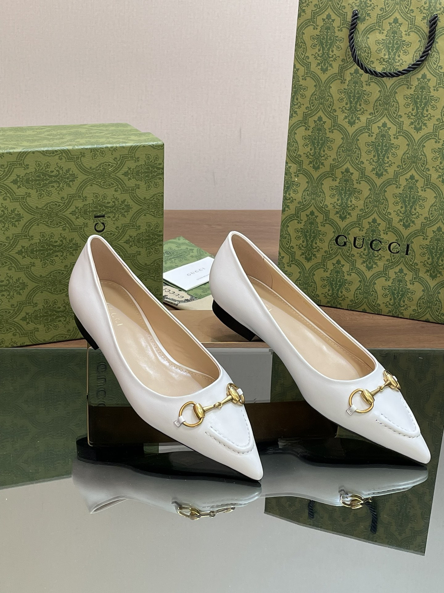 UA GUCCI WOMEN