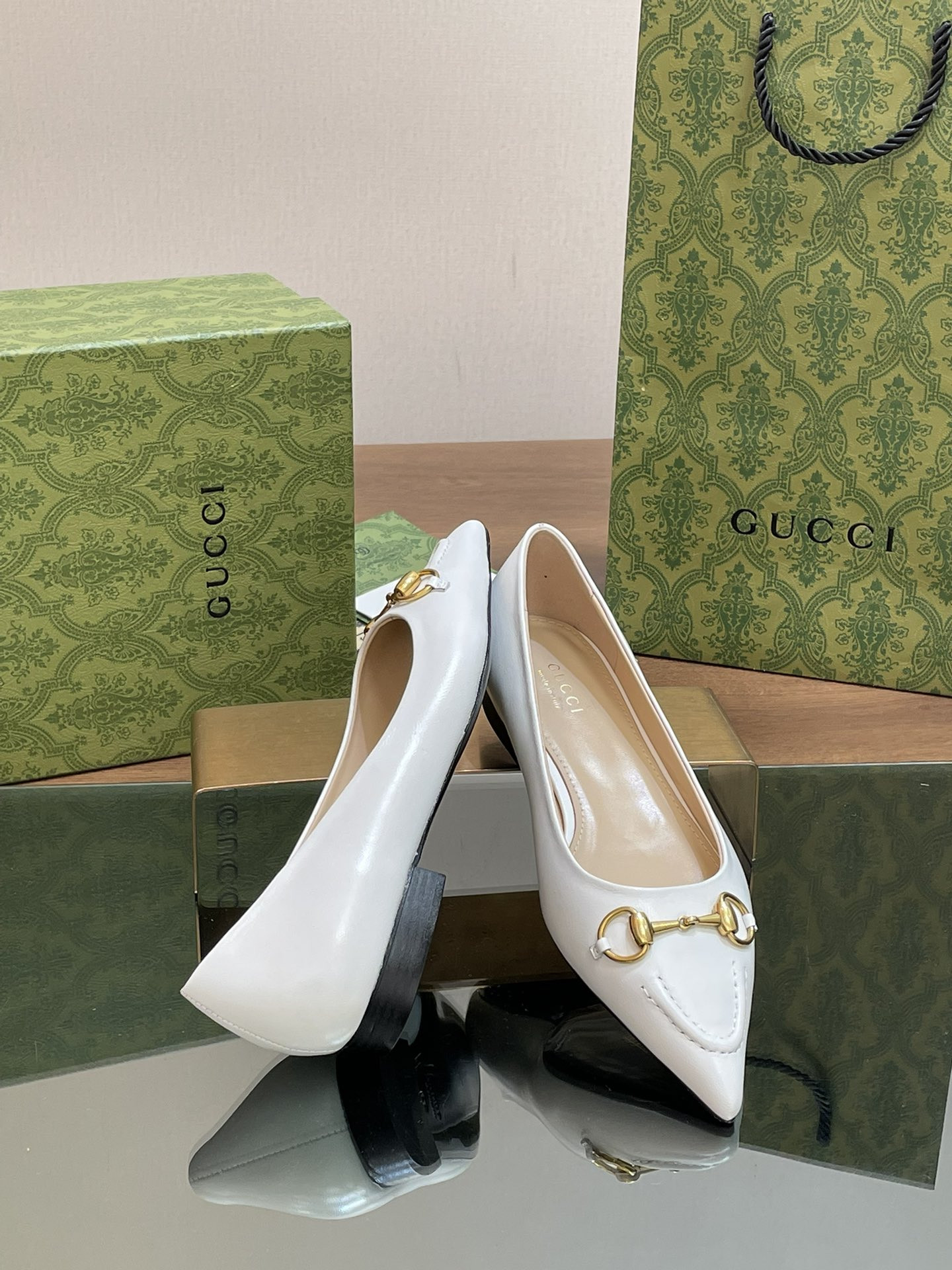 UA GUCCI WOMEN