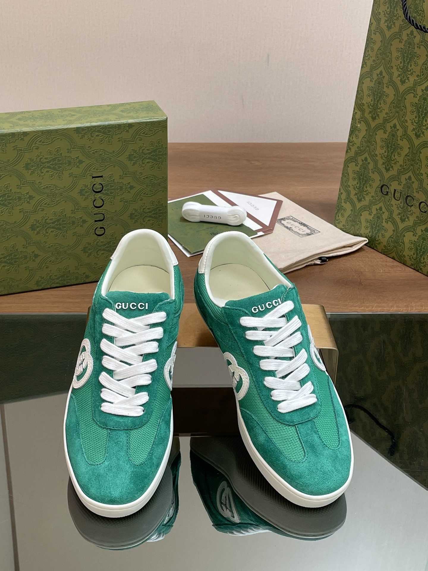 UA GUCCI INTERLOCKING G SNEAKER Green