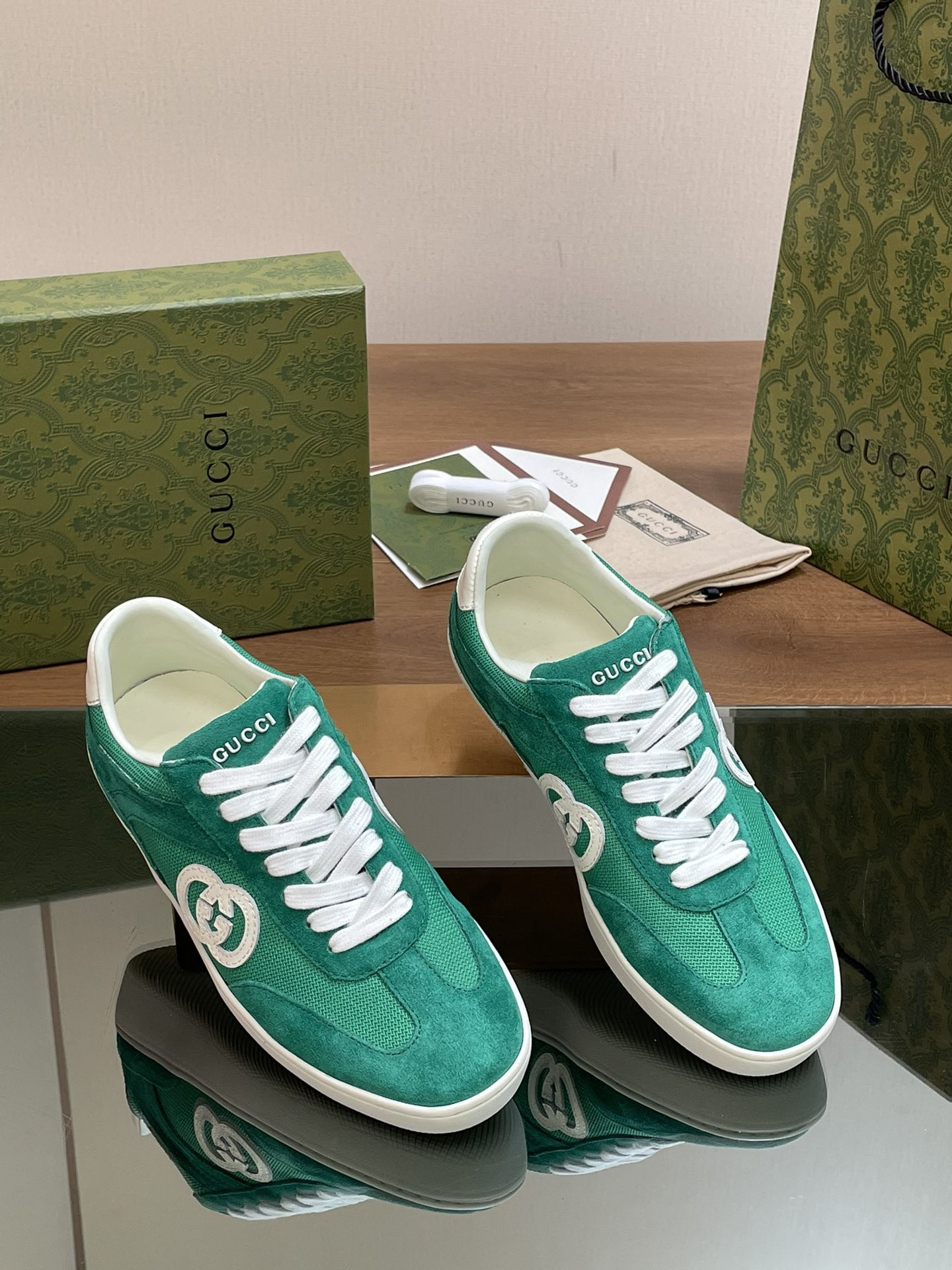 UA GUCCI INTERLOCKING G SNEAKER Green