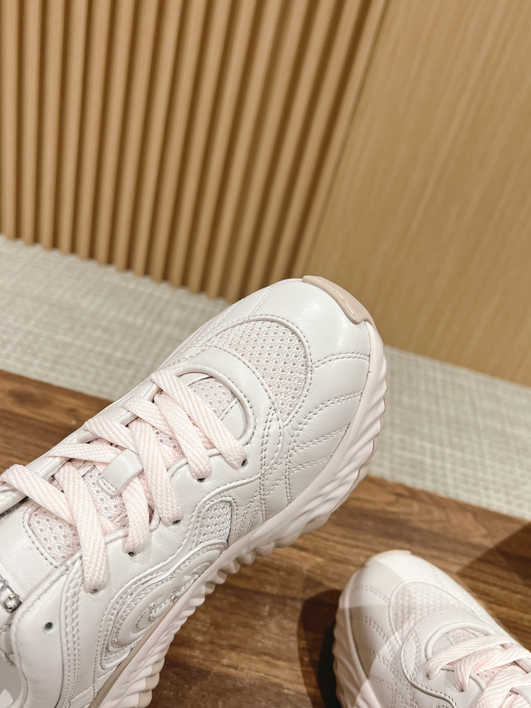 UA GUCCI RIPPLE SNEAKER