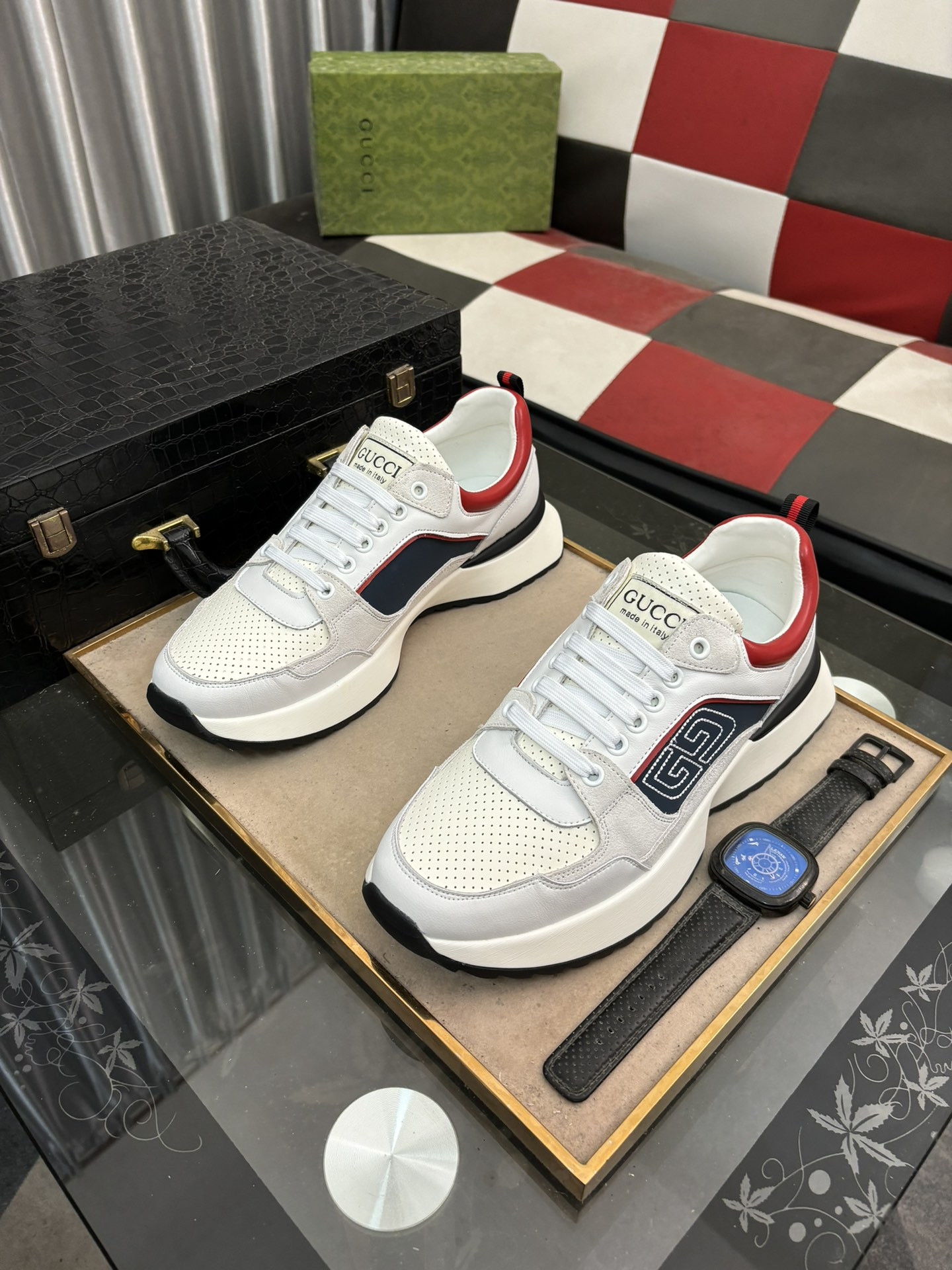 UA GUCCI RUN SNEAKER