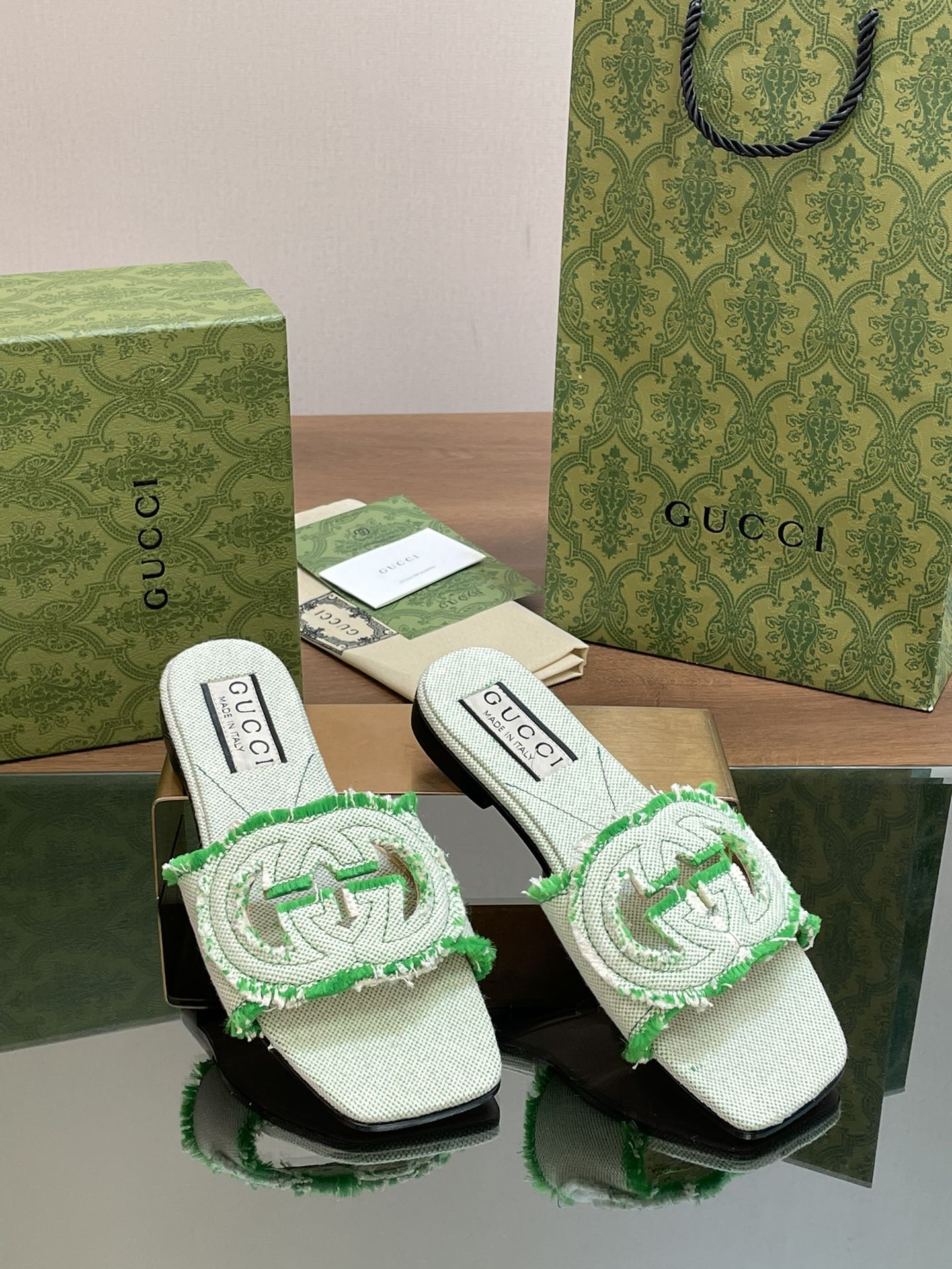 UA GUCCI WOMEN