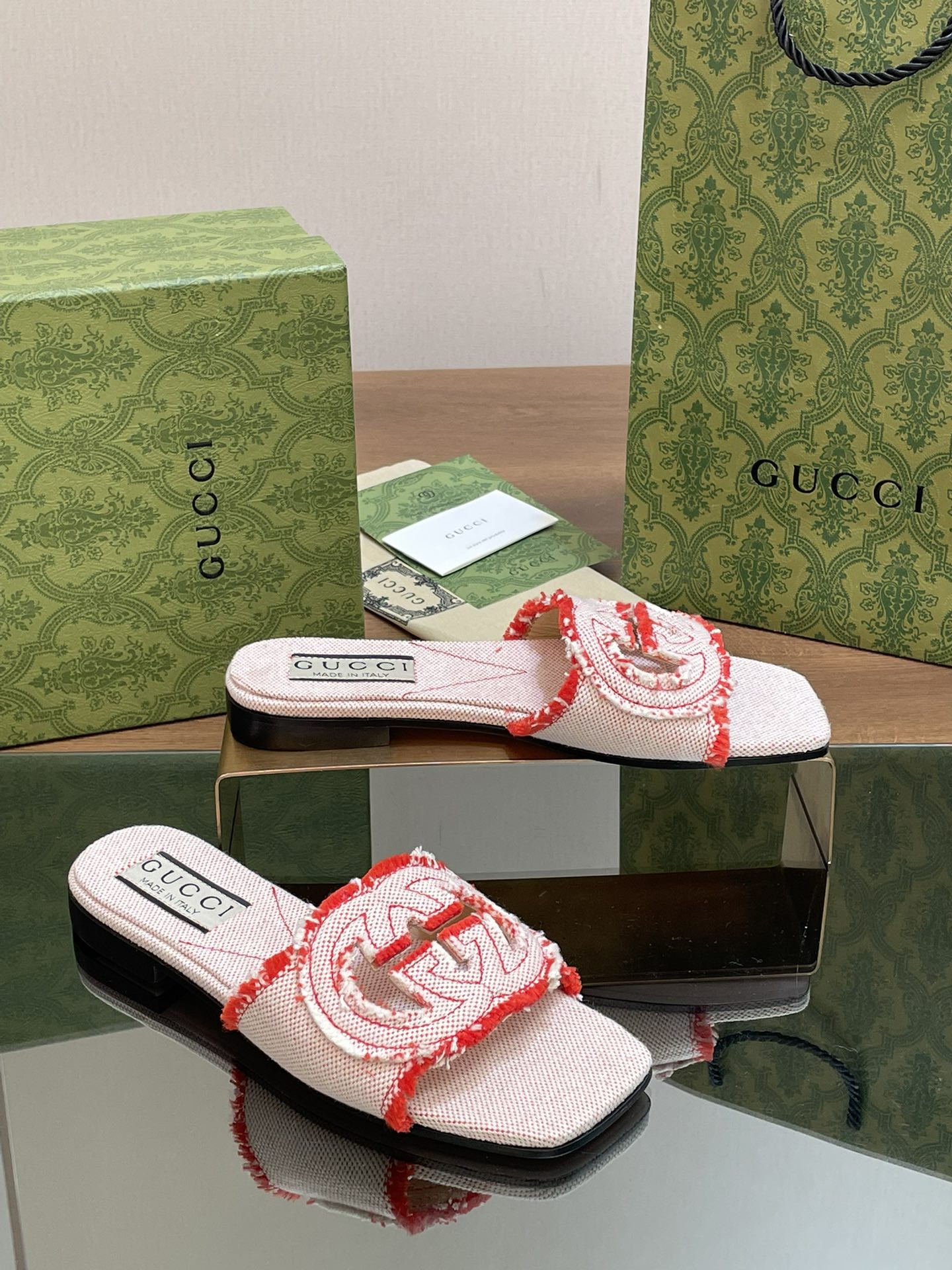 UA GUCCI WOMEN