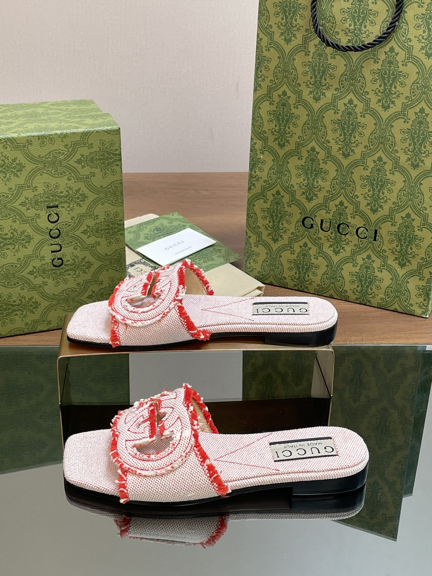 UA GUCCI WOMEN
