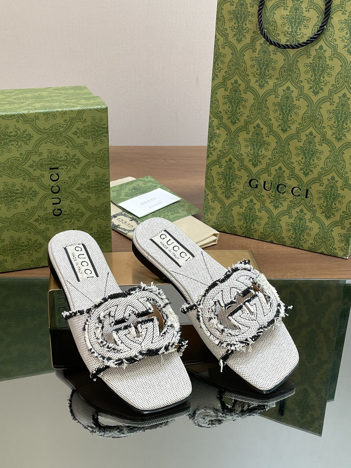 UA GUCCI WOMEN
