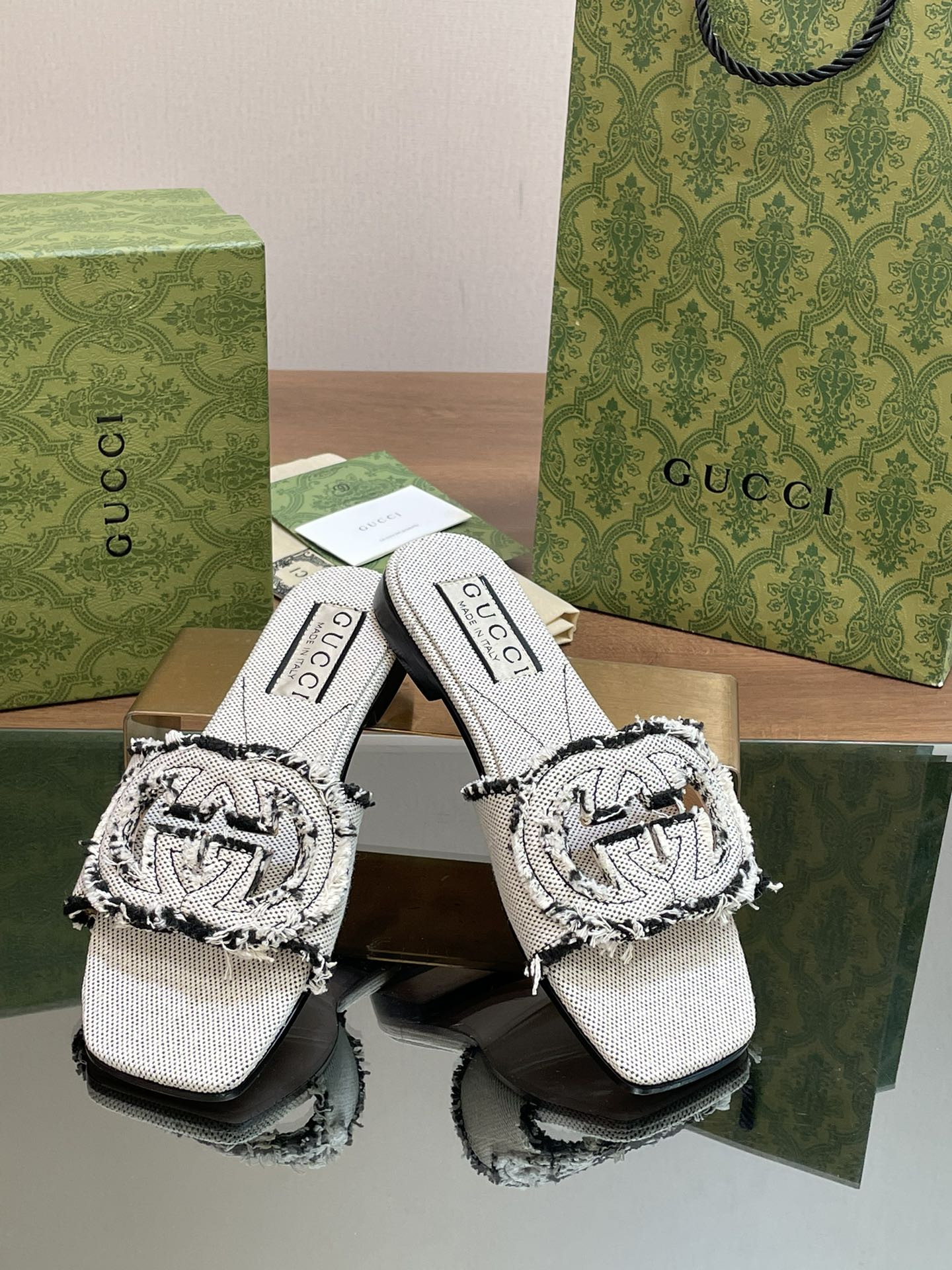 UA GUCCI WOMEN