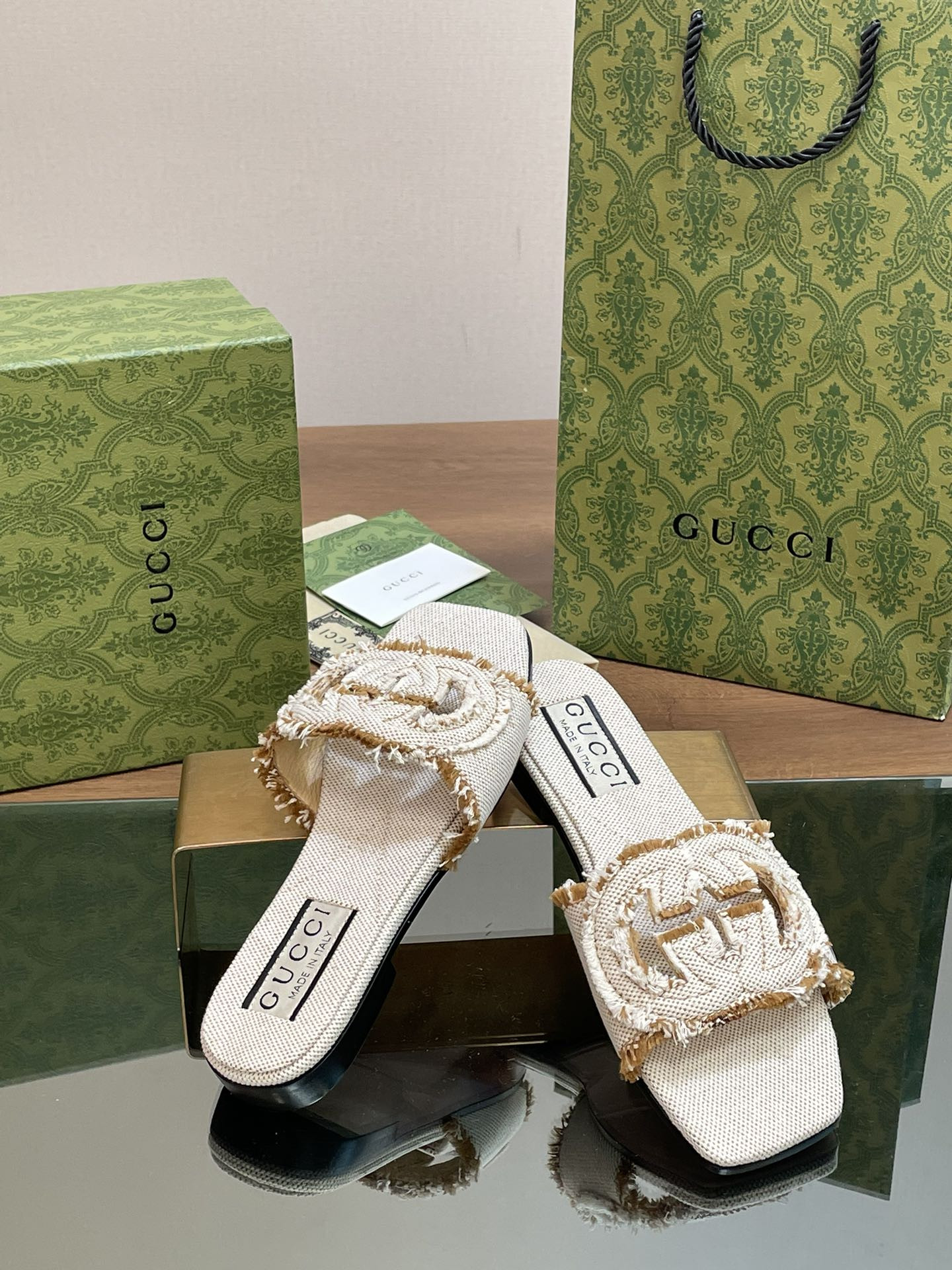 UA GUCCI WOMEN