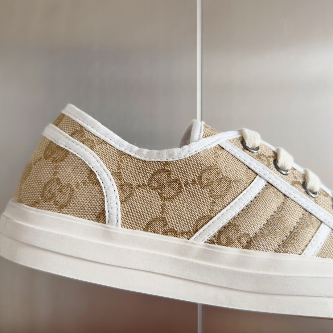 UA GUCCI GG SNEAKER